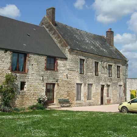 Gite Les Bois Georges Bossus-Les-Rumigny Exterior foto